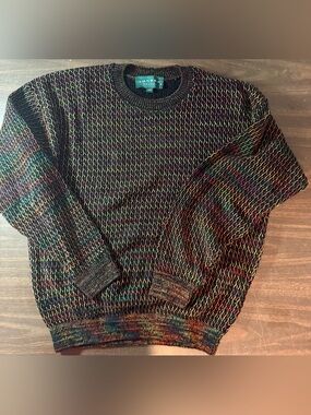 Vintage TUNDRA Men's Medium Canada Coogi style Multi color Knit Cotton Sweater